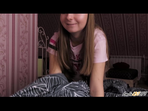 ❤️ බ්ලොන්ඩි ඇගේ බීඑෆ්එෆ් ගැඹුරින් උරා බොන අතර ඇගේ මුව තුළ කැක්කුම ලබා ගනී ️❌   අප වෙත  ❌️